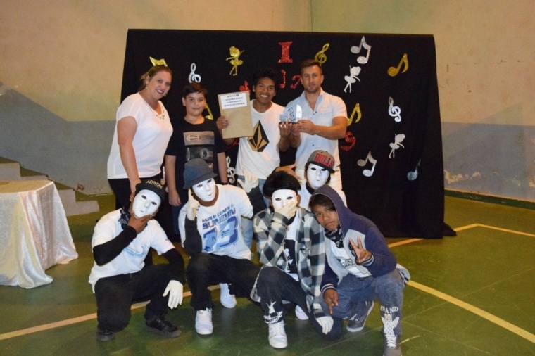 Festival de Dança e Musica no Centro Cultural Poliesportivo Passarin